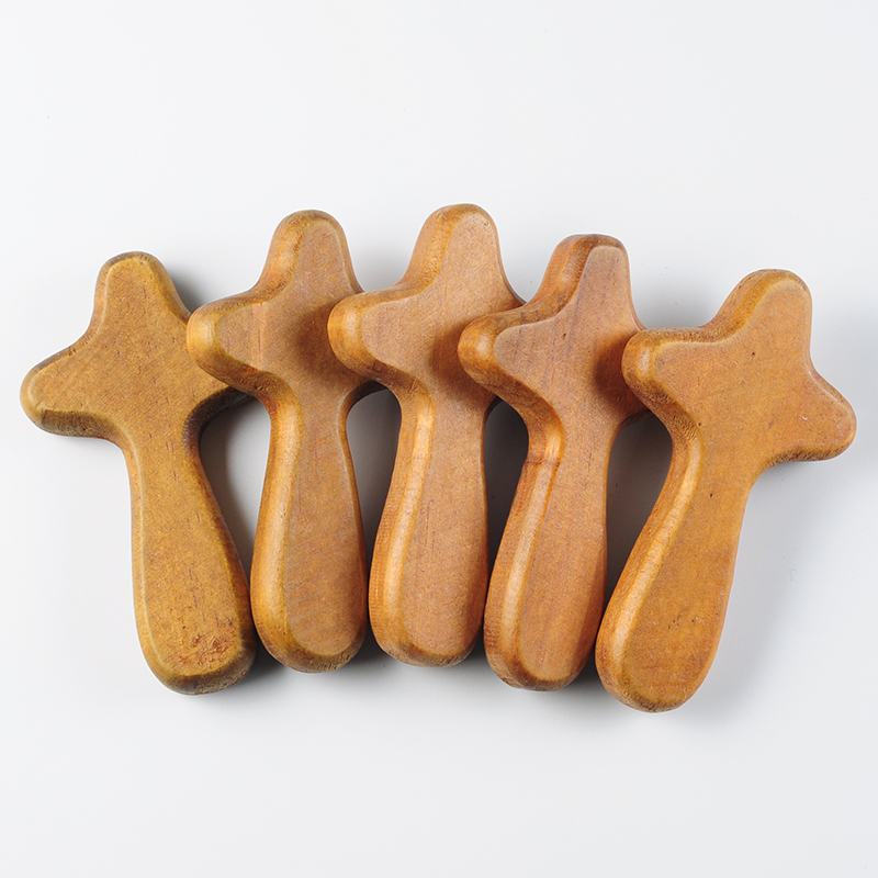 Handheld wood cross - Image 4